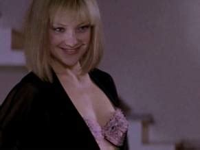 LE DIVORCE NUDE SCENES AZNude