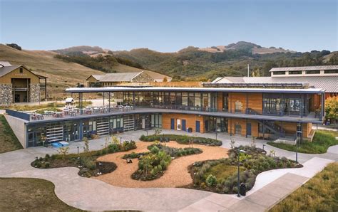 Sonoma Academy Janet Durgin Guild + Commons | Introba