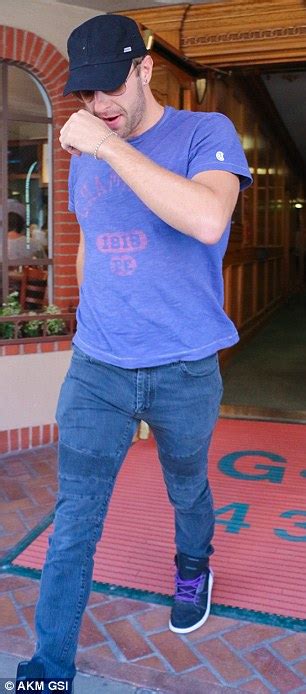 Jennifer Lawrence And Nicholas Hoult To Film Sex Scene In X Men Apocalypse Daily Mail Online