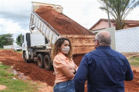 Secretaria De Obras Realiza Terraplanagem No Parque Giansante