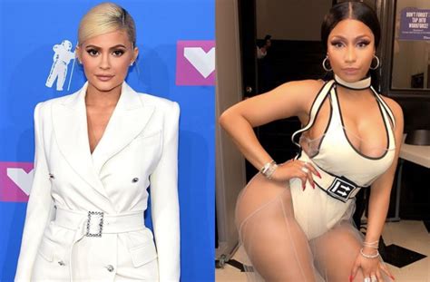 Kylie Jenner and Nicki Minaj have an AWKWARD run-in on VMA’s red carpet ...