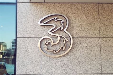 O2 or Three: which is the best mobile network?