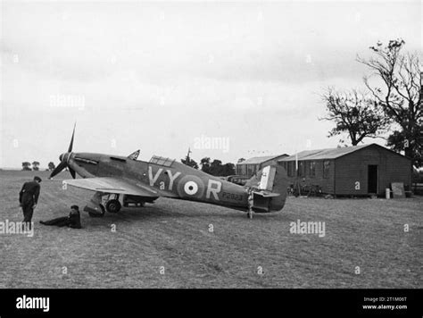 Raf Fighter Command 1940 Hawker Hurricane P2923 Vy R Of No 85 Squadron