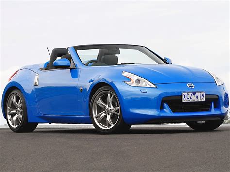 Nissan 370z Roadster Specs And Photos 2009 2010 2011 2012