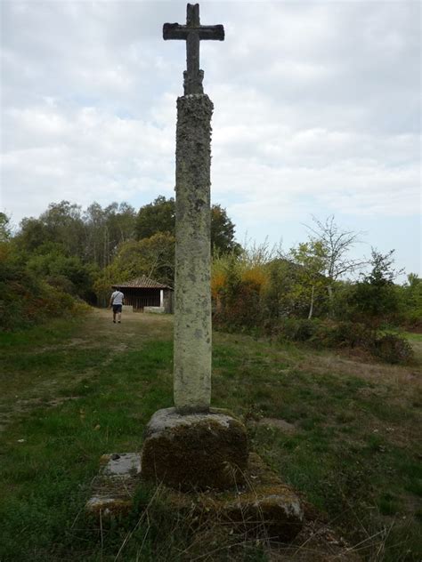 Cruceiros En Paderne De Allariz