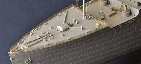 Trumpeter Titanic 200th Scale Plastic Model Boat Kit TM03719 Model