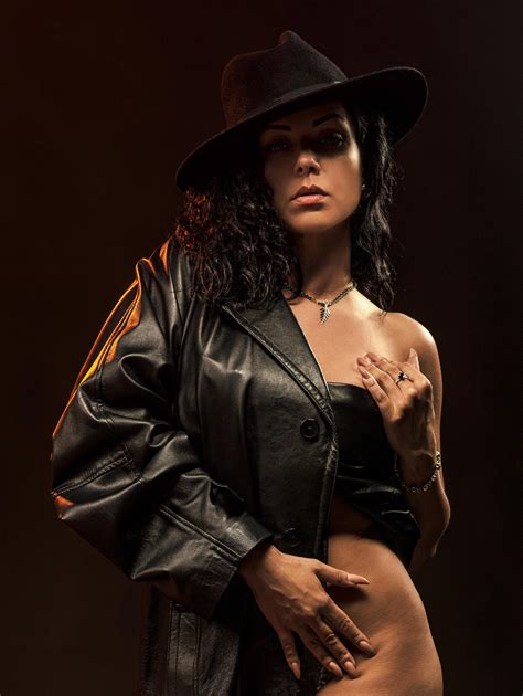 A3 Diana Bastet Signed Photo (30x40/11.8x15.7in) - Etsy