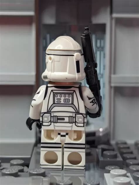 LEGO STAR WARS Custom Printed Minifig 91st Recon Clone Commander Neyo