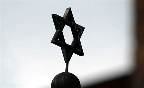 Lyon Financia Monumento Conmemorativo Del Holocausto