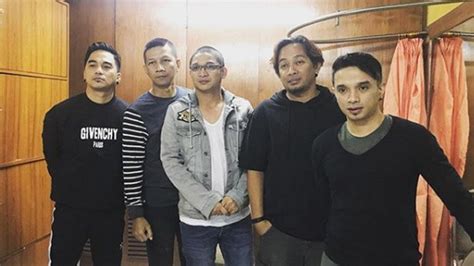 Lirik Lagu Populer Ungu Band Cinta Dalam Hati Hingga Percaya Padaku