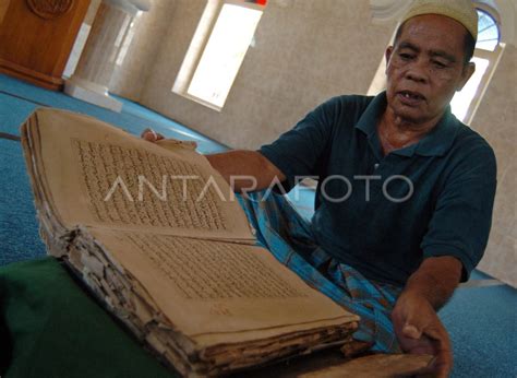 AL QURAN KUNO ANTARA Foto