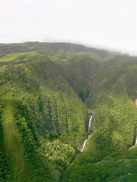 Top 12 waterfalls in Molokai | Wondermondo