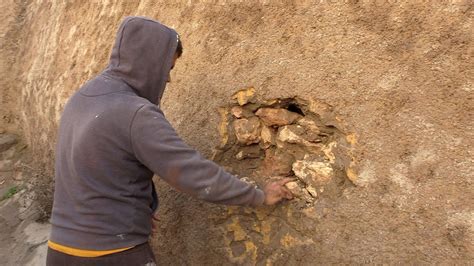 Vecinos De La Ca Ada Reclaman Que Se Arregle El Muro De La Calle Tit N