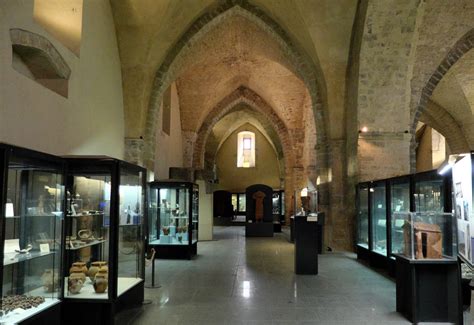 Museo Archeologico Di Teanum Sidicinum Dal Paleolitico Al Tardo Antico