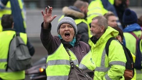 France Protests PM Philippe Suspends Fuel Tax Rises BBC News