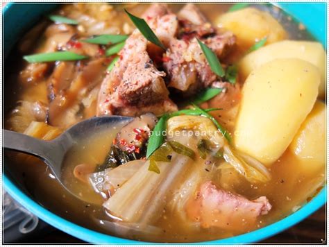 Korean Spicy Pork Bone Soup Gamjatang