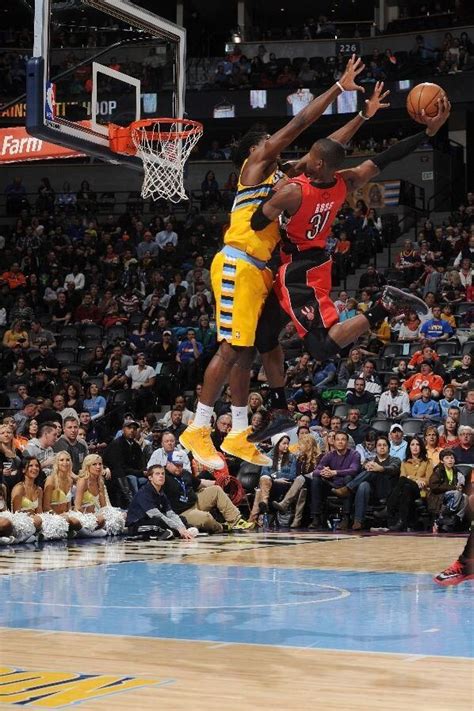 Underrated dunk: Terrance Ross cocks it back and dunks on the Manimal : r/nba