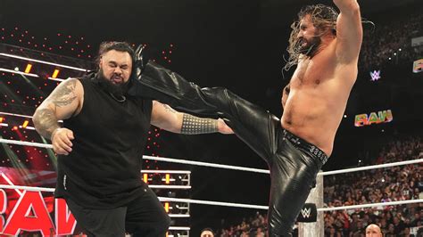 Resultados Wwe Raw Octubre Rollins Y Reed Provocan El