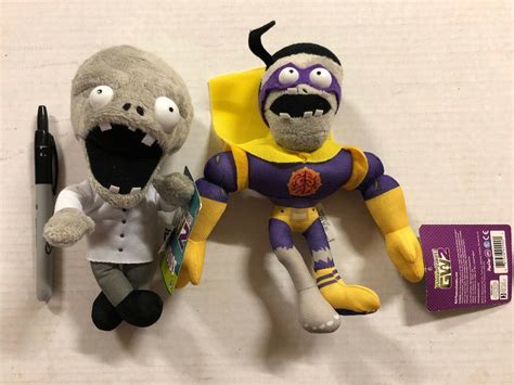 Plants Vs Zombies Plush Set Of Super Brainz And Zomboss Will You