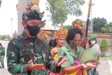 Menantu Luhut Mayjen Maruli Ditunjuk Jadi Pangkostrad Oleh Panglima Tni