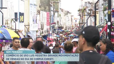 Comércio tem grande movimentação no dia de Corpus Christi na capital