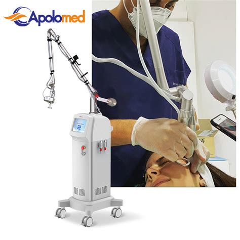 Skin Care Medical Aesthetic CO2 Laser Equipment With Aluminum Packing