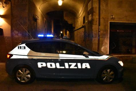 Calambrone La Polizia Sventa Un Tentativo Di Suicidio Pisa In Video