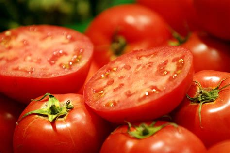 Lycopene Benefits & Foods You Need to Know About