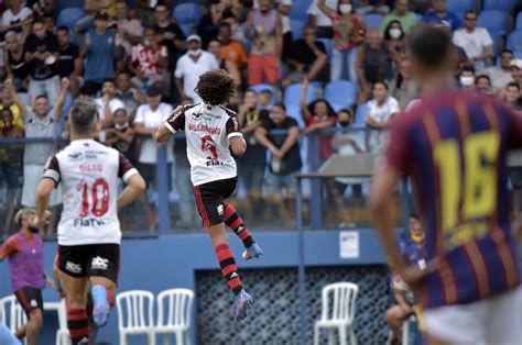 Atua Es Do Flamengo Willian Ar O E Everton Ribeiro S O Os Melhores Em