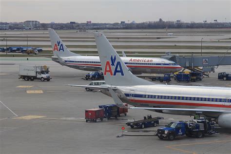 American Airlines planes at Chicago O'Hare airport Photograph by Ash ...