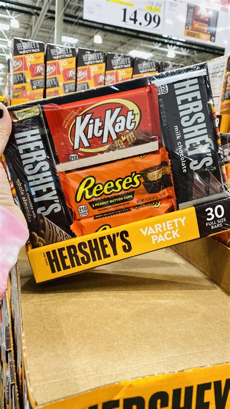 Costco Is Selling A Hersheys Variety Pack With 30 Full Size Candy Bars