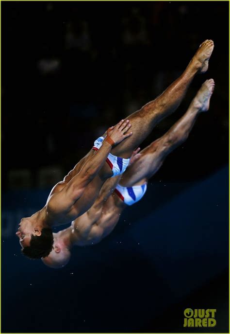 Tom Daley Synchronized Diving - Diving Star Tom Daley To Combat Olympic ...