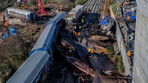 Train Wrecks Crashes And Disasters