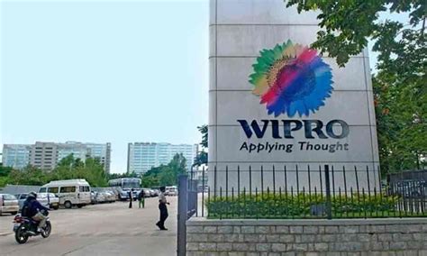 wipro  net     crore