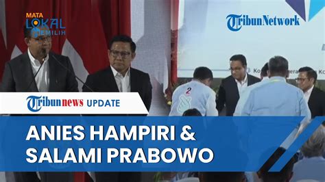 Reaksi Prabowo Diajak Salaman Anies Baswedan Seusai Turun Panggung