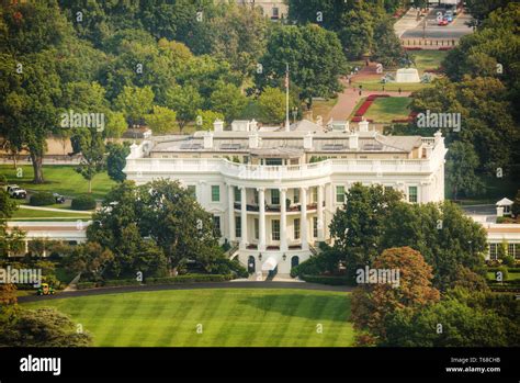 Aerial View Of The White House Grounds - img-level