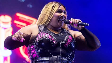 Lizzo Sued For Sexual Harassment Assault And Discrimination By Ex Tour