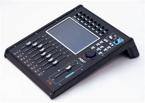 F16 16 channel digital mixer from £500 - Geeky Gadgets