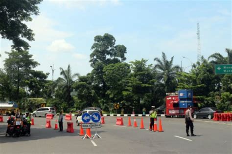 Pakar Situasi Kepadatan Lalu Lintas Di Surabaya Relatif Bagus ANTARA