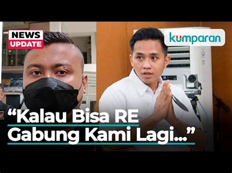 Kompak Dukung Eliezer Rekan Seangkatan Pasang Karangan Bunga Di Depan