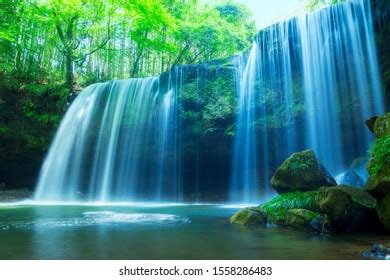 Nabegataki Falls Aso Kumamoto Japan Stock Photo 1558286483 | Shutterstock