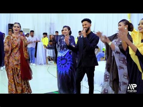 Dayax Dalnuurshe Ft Najma Nashaad Hees Cusub Official Video