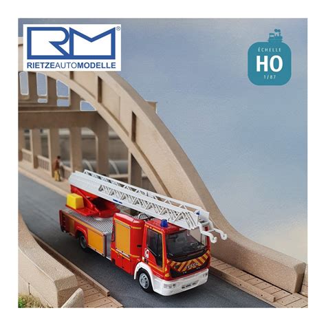 Camion de pompiers français Magirus DLK 18 SDIS Vosges HO Rietze 68495