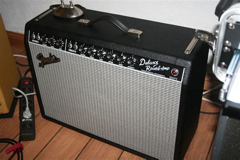 Photo Fender 65 Deluxe Reverb 1993 Current Fender Vintage Reissue