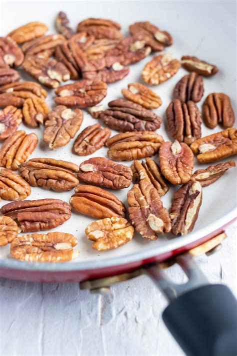 How To Toast Pecans Perfect Every Time Evolving Table