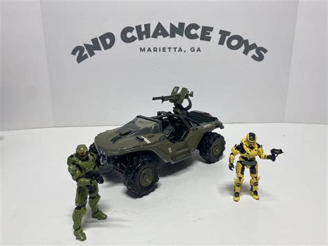 HALO 2020 INFINITE WARTHOG with MASTER CHEIF & Eod Spartan World of Halo - SMT Duty Free