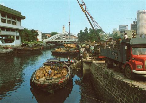 Boat quay 1982 | Old photos, Singapore, Places