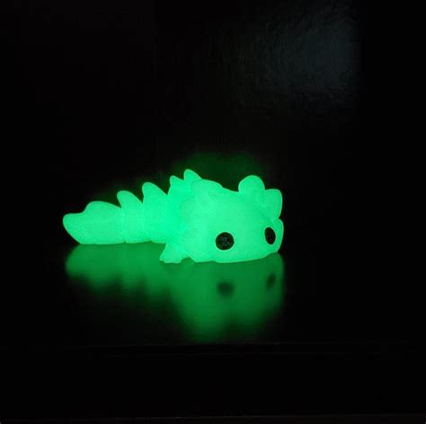 Cute D Printed Axolotl Fidget Toy Flexible Articulating Sensory Pet