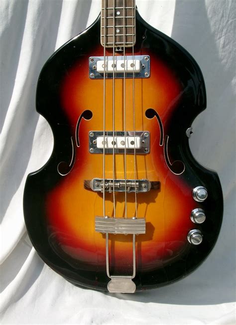 Vox Violin Bass Acoustic V250 1960 Sunburst Bass For Sale Hendrix Guitars