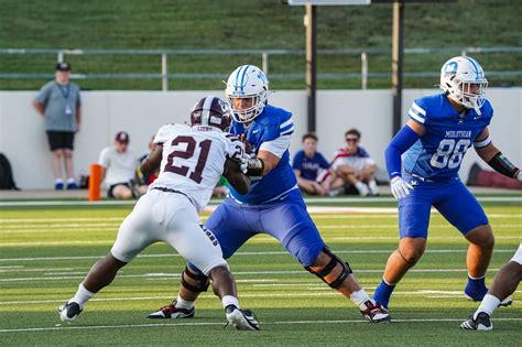 Oklahoma OL commit Noah Best putting his recruiting hat on